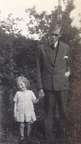 Otto ca. 1930 med kusine Elsebeth