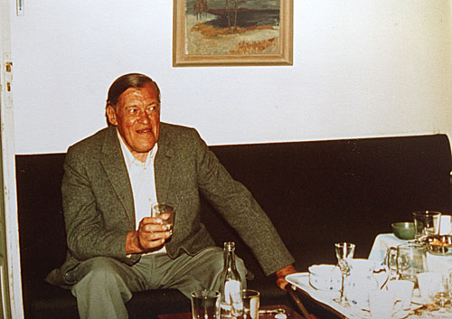 22.8.1977: Asmus 70 år