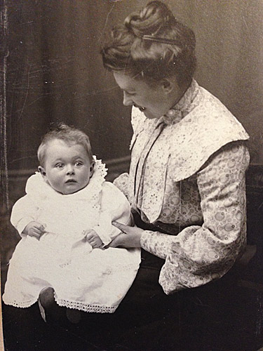 Caroline med Otto 1908