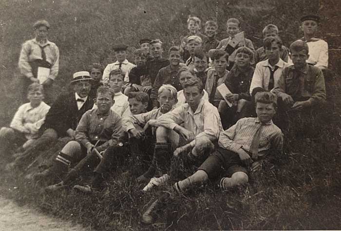 skoleklasser på udflugt til Ulvehave, 1922