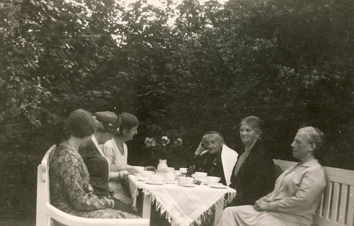 Sommeren 1931 i lejet villa i Herlev