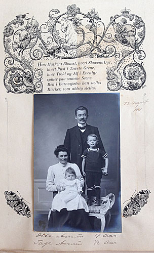Side 23: Far, Mor, Otto (4 &aring;r) og Tage (1/2 &aring;r)